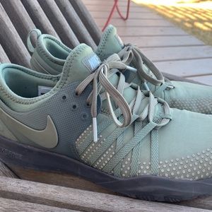 Nike Free TR 7 Womens size 10